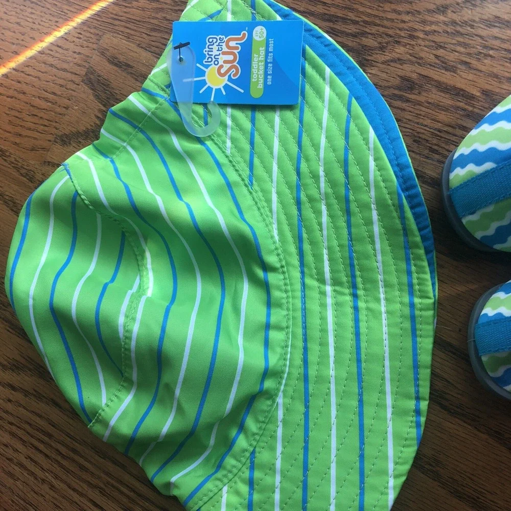 Bring‎ On The Sun Toddler Water shoes Size 9/10 & Toddler Bucket Hat UPF 50+ New